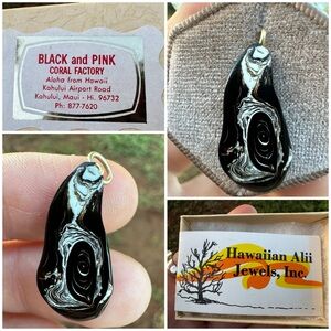 HAWAII vintage  solid 10k yellow gold genuine coral pendant